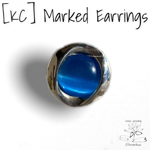 KC Marked Blue & Silver Tone Earrings with Matching Pendant - Picture 4 of 9